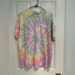 Official TikTok Shirt XL